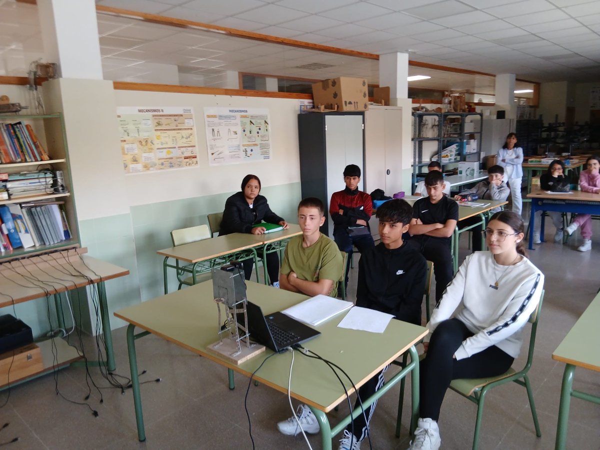 Los alumnos de 4°ESO han participado en la conferencia sobre el clima organizada por @srw_waltrop_official 

<a href="/educacyl/">Educación JCyL</a> 
<a href="/sepiegob/">SEPIE</a> 
<a href="/EUErasmusPlus/">Erasmus+</a> 

#conferencia #clima #alemania #erasmus #ODS