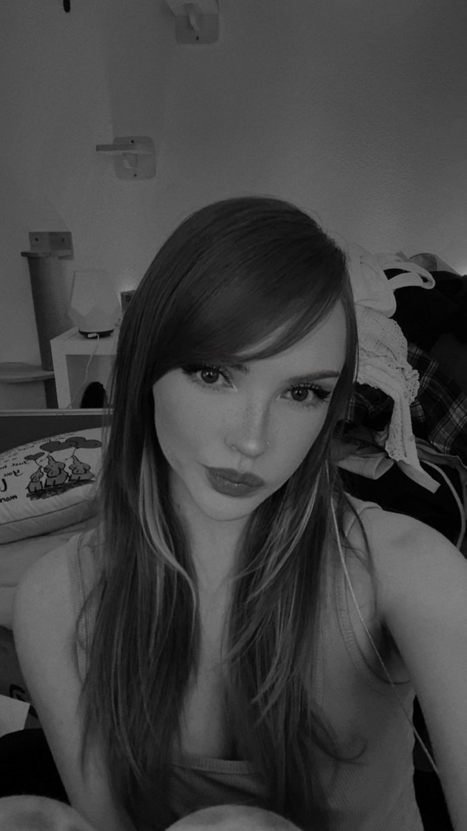 babynikki tweet media