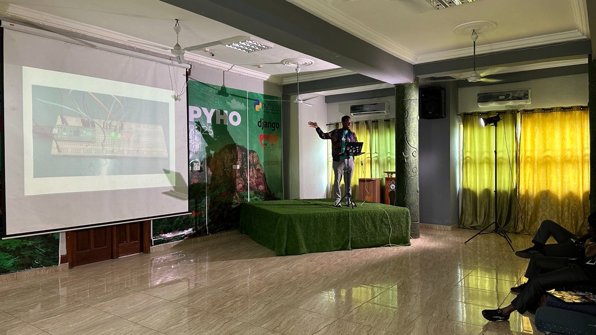 PythonHo's tweet image. @BediakoNya73715 🚀 Just wrapped up an exciting session on **Demystifying Robotics & IoT with MicroPython** at #PyHo2025