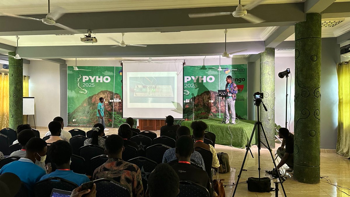 PythonHo's tweet image. @BediakoNya73715 🚀 Just wrapped up an exciting session on **Demystifying Robotics & IoT with MicroPython** at #PyHo2025