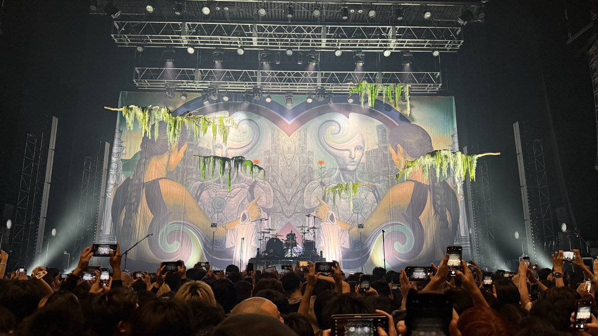 konnyaku__bn's tweet image. 10/24 coldrain ONE MAN JAPAN TOUR 2025 OPTIMIZE
📍Zepp Haneda

coldrainのZepp卒業式
ライブハウスとは思えないくらい演出凄かった
そしてやっぱり生歌の迫力すごいしかっこいい！！！
OPTIMIZE聴き込みます🎧

#coldrain 
#OPTIMIZE
