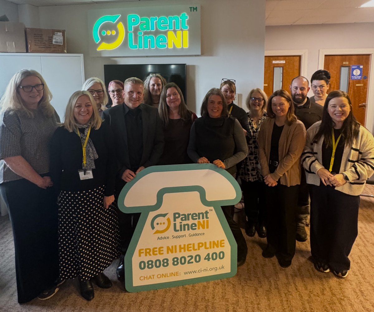 ChildreninNI's tweet photo. Thank you to Northern Ireland Commissioner for Children & Young People, Chris Quinn, for visiting Parentline NI today. Parents shared their experiences & insights on the challenges of raising children in NI — a meaningful way to close #ParentingWeek25 💚 #ParentWell https://t.co/01MEcJF5J0