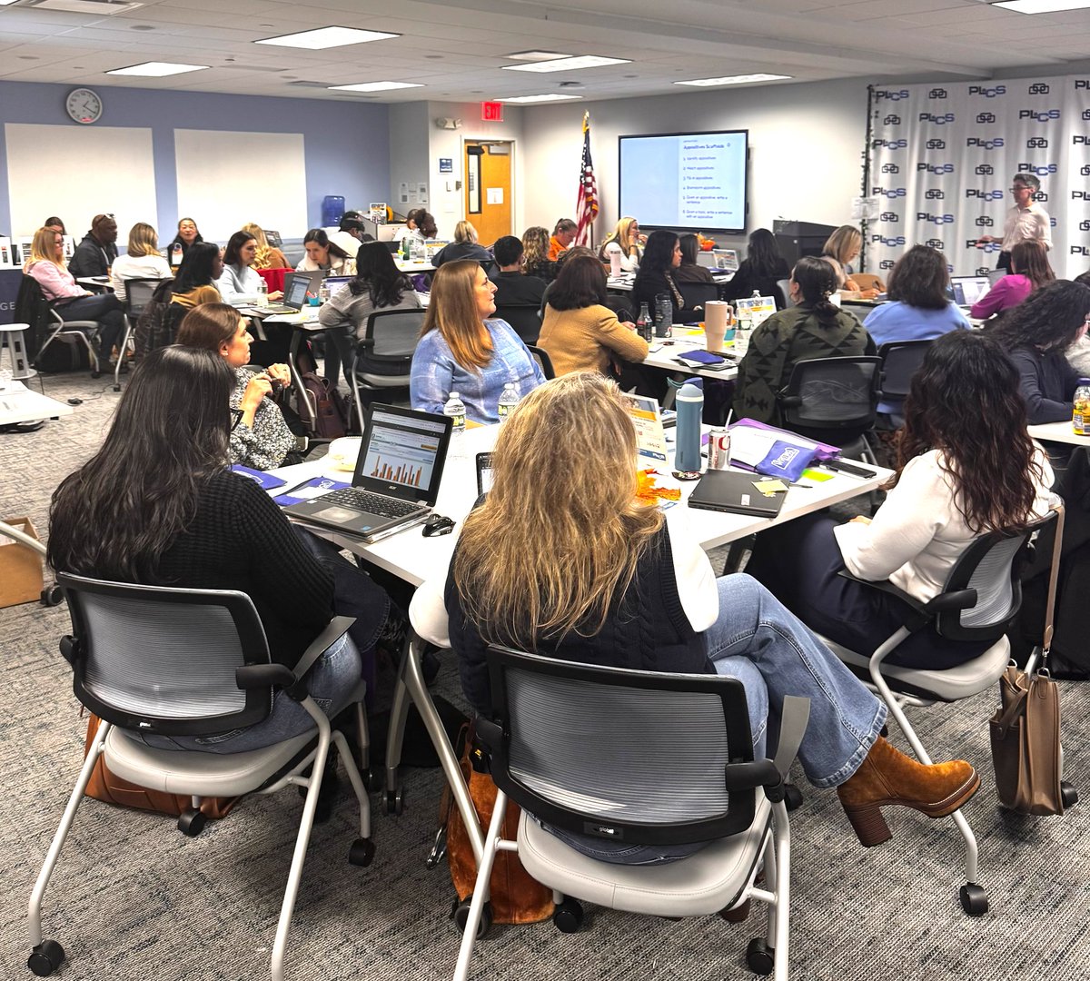 swbocesplcs's tweet image. Here’s a look back at more pics from Day 1 of the 2025 Fall Literacy Symposium! 📚✨
The Writing Revolution&apos;s Christine Teahan and Sean Cioffi presented a dynamic session titled Explicit Writing Instruction in Service of Learning.