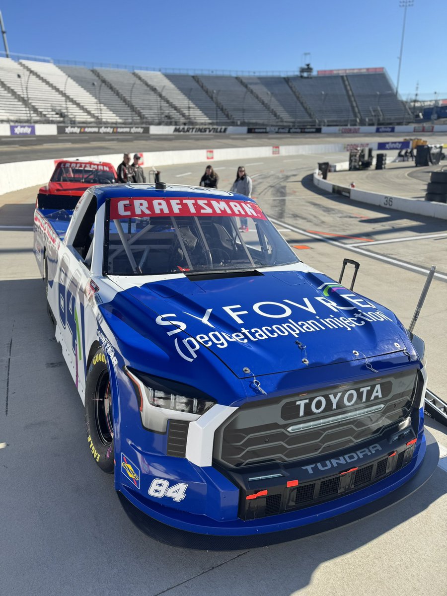 Ready to rip at the paperclip!! 📎
Truck today with <a href="/cookracingtech/">Cook Racing Technologies</a> 
Xfinity tomorrow with <a href="/SamHuntRacing/">Sam Hunt Racing</a>