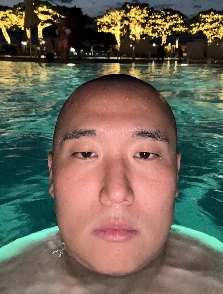 빤히…..