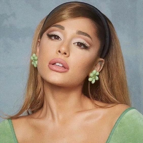 UpdateCharts tweet media