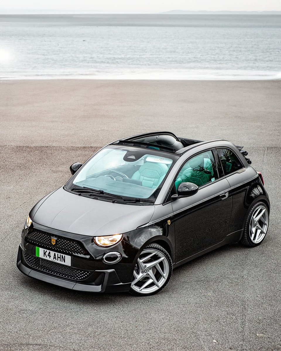 ProjectKahn's tweet image. Fiat 500E (2020–Present) Designio Bodykit by KAHN®

Front Grille: ABS
Front Bumper Lower Valance: ABS
Rear Bumper Lower Valance: ABS
Vehicle: Fiat 500E (2020–Present)

See more: projectkahn.com/collections/fi…

#KahnDesign #Fiat500E #DesignioBodykit #LuxuryCarStyling #BespokeDesign