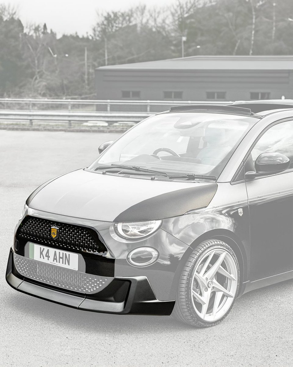 ProjectKahn's tweet image. Fiat 500E (2020–Present) Designio Bodykit by KAHN®

Front Grille: ABS
Front Bumper Lower Valance: ABS
Rear Bumper Lower Valance: ABS
Vehicle: Fiat 500E (2020–Present)

See more: projectkahn.com/collections/fi…

#KahnDesign #Fiat500E #DesignioBodykit #LuxuryCarStyling #BespokeDesign
