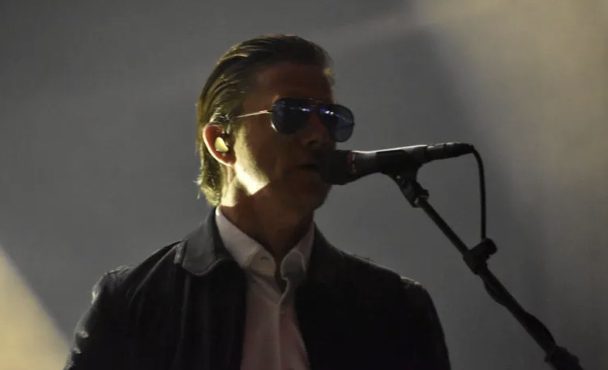 Tycho ( <a href="/ISO50/">TYCHO : ISO50</a> ) and <a href="/bankspaulbanks/">Paul Banks</a> of <a href="/Interpol/">Interpol</a> Join Forces on New Single"Boundary Rider"

music.mxdwn.com/2025/10/23/new…

#Tycho #PaulBanks #INTERPOL