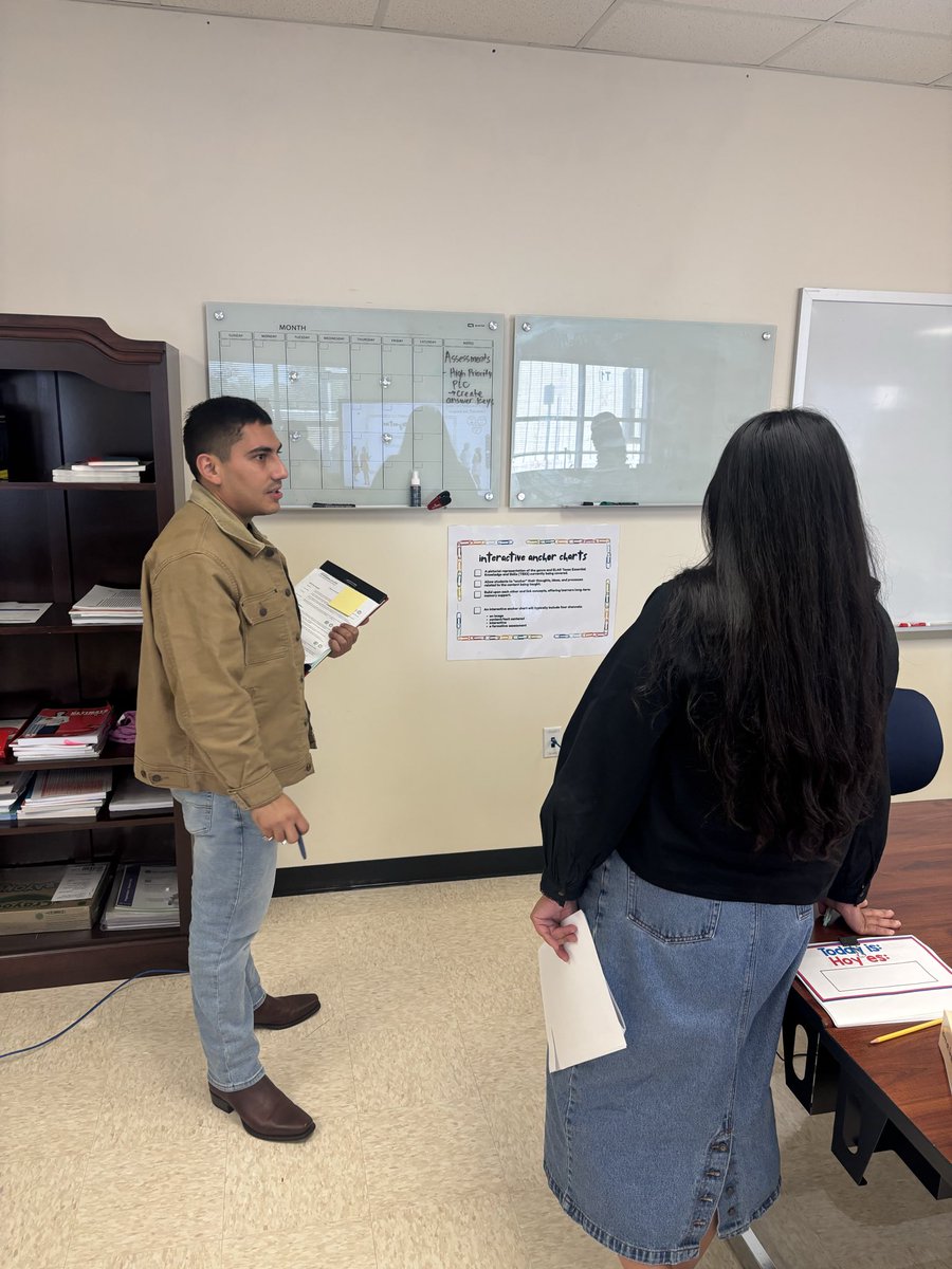 MsAMontemayor's tweet image. Finishing our week strong with our 1st Dual Language Academy! A busy and exciting day of learning with our amazing Dual Language teachers! @aquiroz @Jaleydapz @CISD_ML