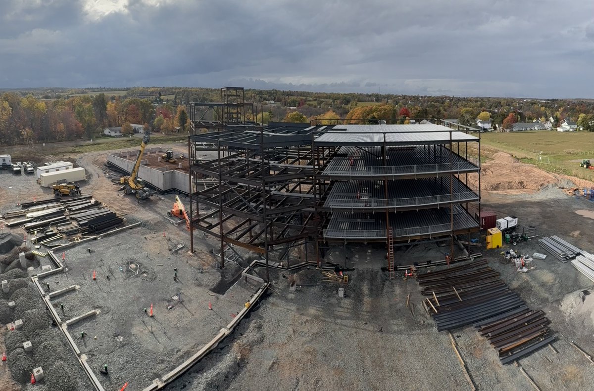 RkoSteel's tweet photo. Week six at Valley View Villa in New Glasgow, #NovaScotia! ✨ Our team continues to make steady progress and everything is coming together smoothly on site. https://t.co/xa3U0zLpKL https://t.co/aylWdoPiFV