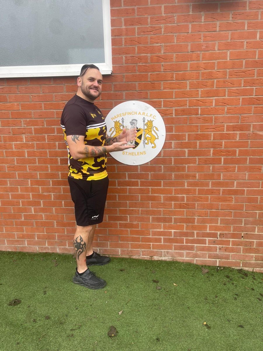 HaresfinchR's tweet image. Congratulations to Haresfinch Masters man of the match in our fixture against West Bowling on Saturday, sponsored by St Helens Martial Arts &amp;amp; Fitness Academy #18 @Gaz McBride-Roberts 
#RLmasters #rugbyleague #MOTM