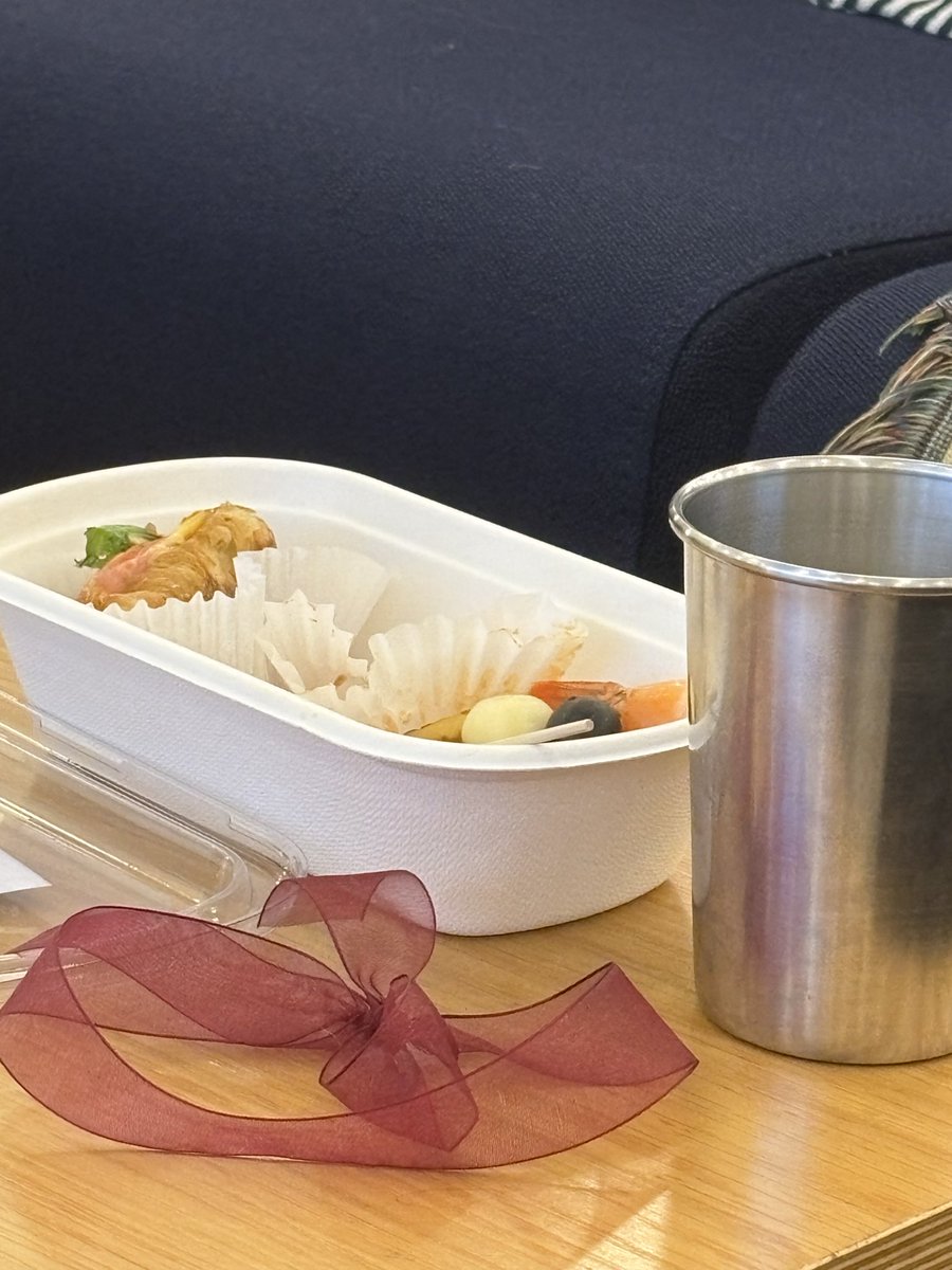 This is Sentient night in korea
gSenti, guys

<a href="/namyura_/">Yura</a> <a href="/SentientAGI/">Sentient</a>