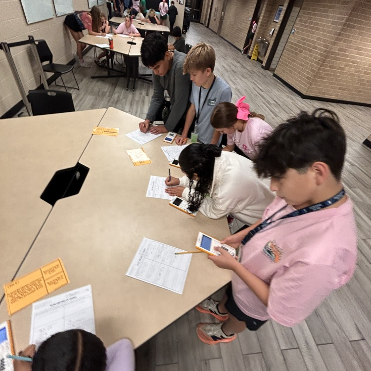 HumbleISD_CMS's tweet image. 8th grade math is on the move! 💪📊 Students rotated through stations to evaluate slope and rate of change — math in action! #TheColtWay #MathMinds