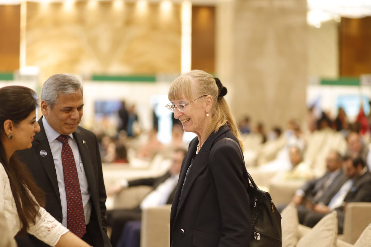 COMSATS_en's tweet image. On special inv, ED COMSATS, Amb Dr @ZakariaNafees attended @Welthungerhilfe commemoration of 20 yrs of humanitarian &amp;amp; development work in 🇵🇰 particularly through sustainable #FoodSystems 🌾. COMSATS &amp;amp; WHH share a common mission of building #resilient &amp;amp; shock-prepared #communities