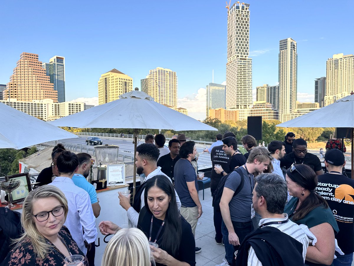 Chris___Lopez's tweet photo. Gr8 party @Rivian 4 #AustinTechWeek. All the speakers &amp; attendees catching up &amp; making those connections. Those talks spark the next big ideas in #Austin. Look out 4 the next big #startups
Many new ppl 2 #ATX enjoying the drinks &amp; opportunities. #AustinTechWeek #Techweek https://t.co/A0ts4xoGVu