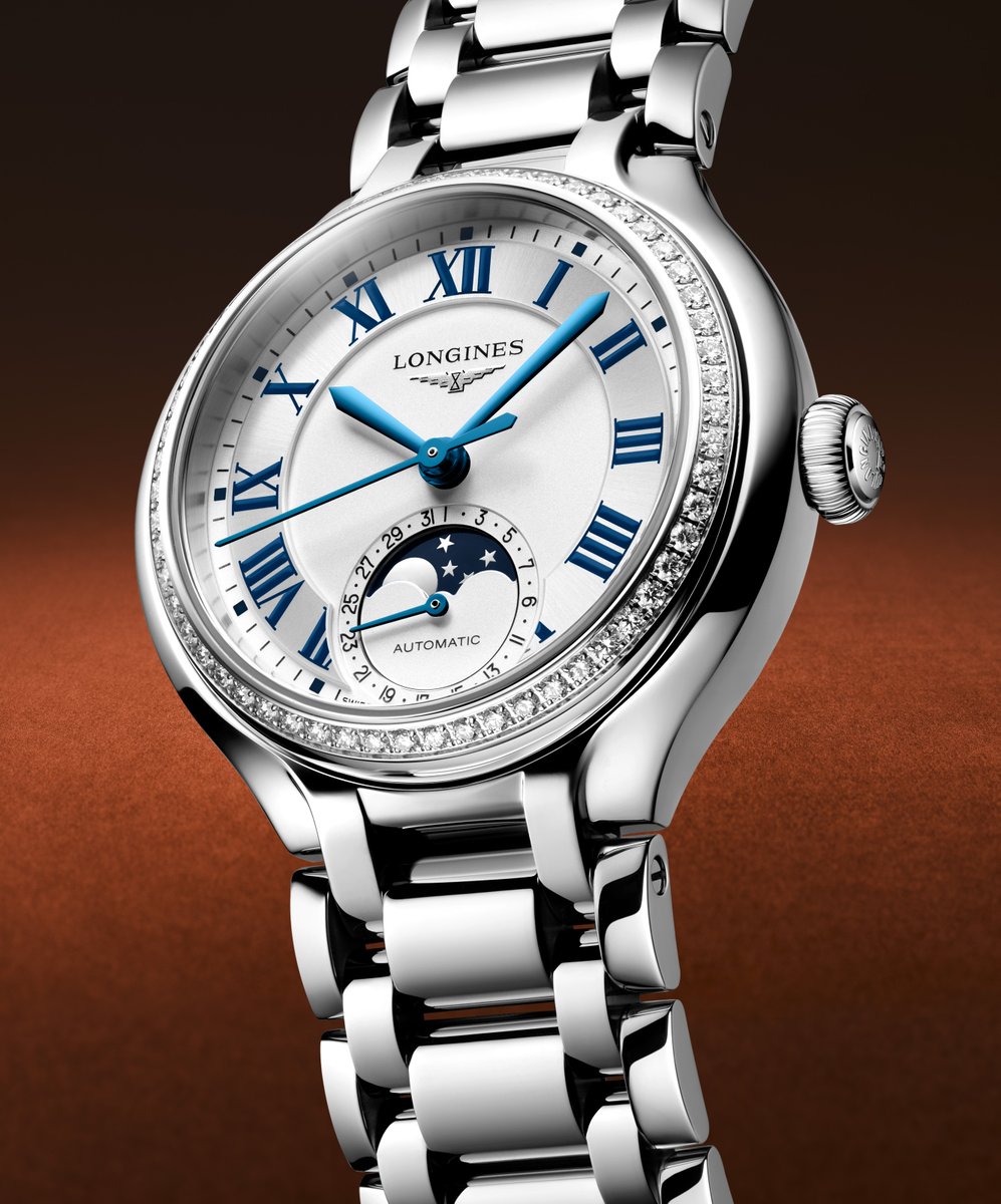 A celestial masterpiece — the LONGINES PrimaLuna Moonphase captures elegance in every detail. ✨

Discover more: rudells.com/longines-prima…

#Longines #PrimaLunaMoonphase #RudellTheJewellers