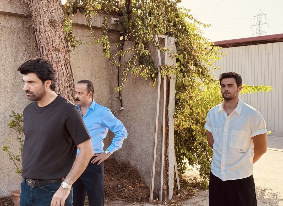 #BereketliTopraklar'ın haşin adamları.
Engin Akyürek, Sarp Akkaya, Yiğit Koçak...