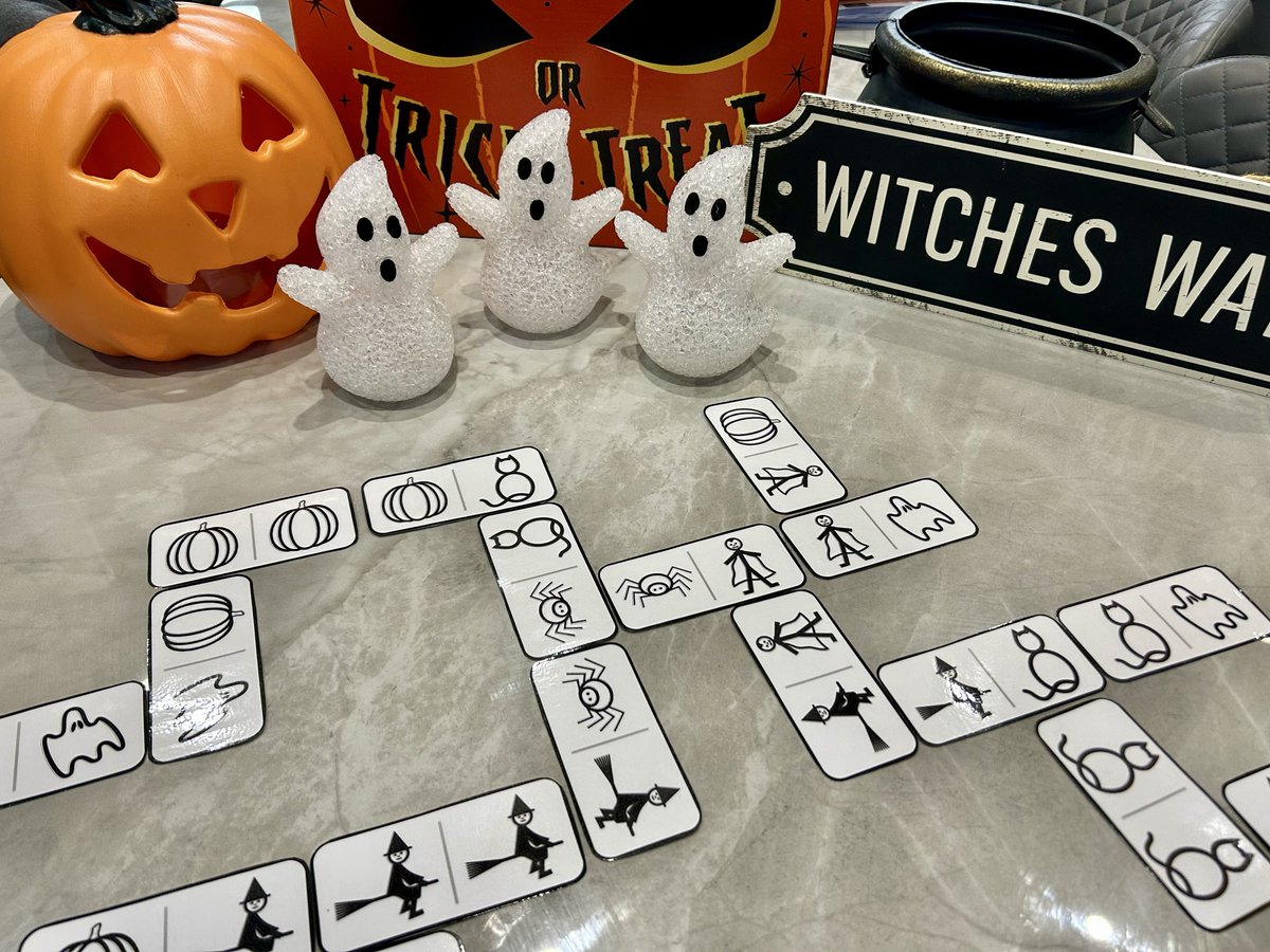 🎃 Halloween Dominoes 🎃 

Here’s a fab fun game for Halloween half term.

#HalloweenDominoes - you can download your copy from the ‘Free Resources’ folder in <a href="/MakatonCharity/">The Makaton Charity</a> Library at:-

makaton.org

#WeTalkMakaton
#WeUseMakatonWhatsYourSuperpower
#MakatonTutor
