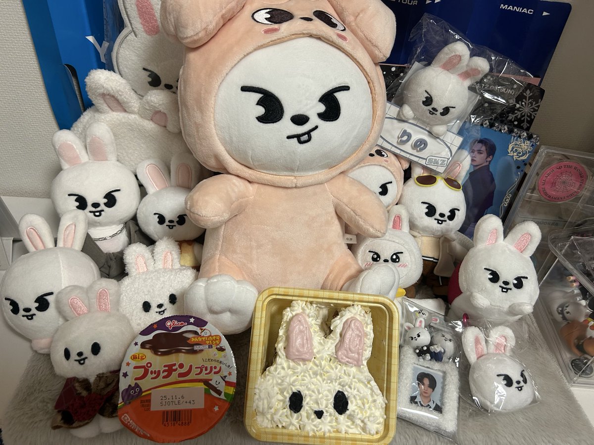 me2505's tweet photo. happy리노day
세상에서 제일 사랑스러운 악마토끼 리노 생일축하해🎂
내 생애 처음으로 사람을 아무 이유없이 좋아하게 된것도 너가 처음이고 그냥 너무 사랑하게 되어버린거같아
리노야 진짜 생일 왕방 축하해 널 만나게 되어서 정말 다행인거같아
오늘 하고싶은거 다 하는 행복한 날이 되길 🥰 https://t.co/XbZeBTJnO5