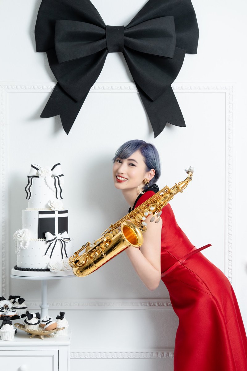 中村 有里 tweet media