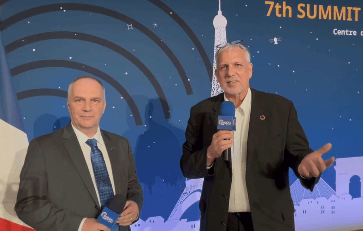 SpaceWatchGL's tweet photo. Brazil takes the lead in space sustainability.
AEB President Marco Chamon joins Torsten Kriening to discuss Brazilโs new space law, Amazon monitoring, and Brazil hosting the 8th Summit in 2026.
๐ฅย https://t.co/NB7lbaoUWD
#SpaceCafeClip #SpaceLaw #SpaceInBrazil #SWFsummit25 @SWFoundation