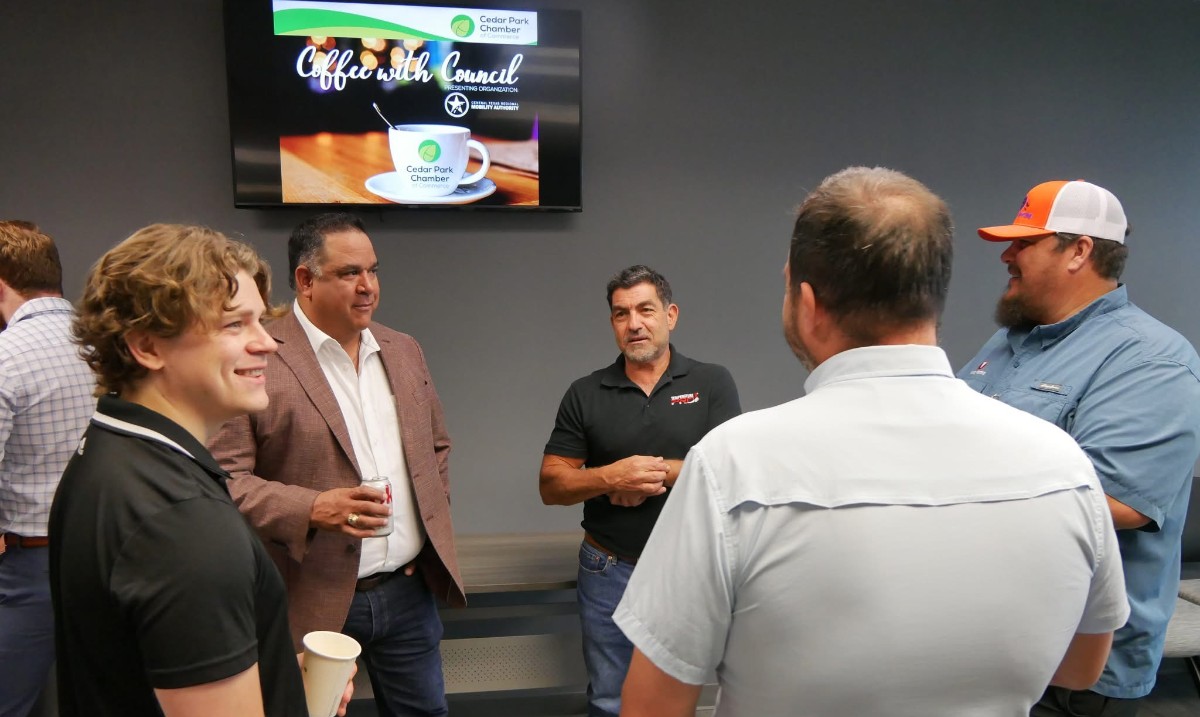 remedyroofing's tweet image. We're not falling🍂 behind this October in #CedarParkTX! From attending ribbon cuttings to hosting Neighbors Networking Group at Remedy Roofing + Coffee with Council, there are so many great ways to stay connected!
#SupportLocal #CommunityStrong #Networking #CedarParkChamber