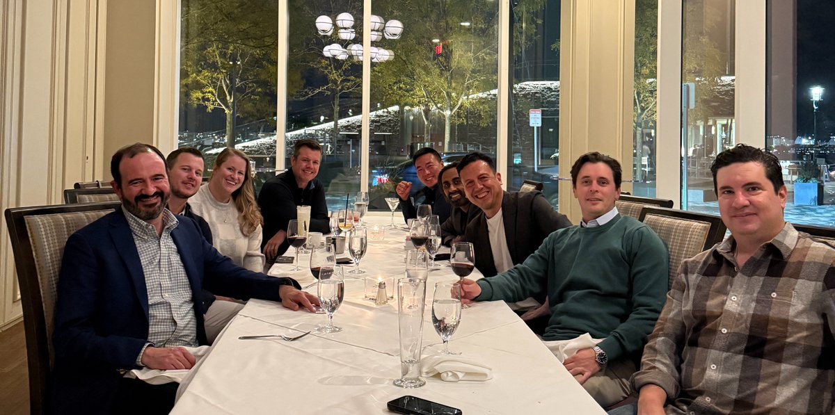 elius's tweet image. Every time I’m back in Boston, I get a little sentimental — I studied there, and it’s where so much of my journey started.

This week we hosted our latest Revenue Engine Masters dinner in Boston — co-hosted by @awscloud, @Scalestack, and Terret — bringing together an incredible…