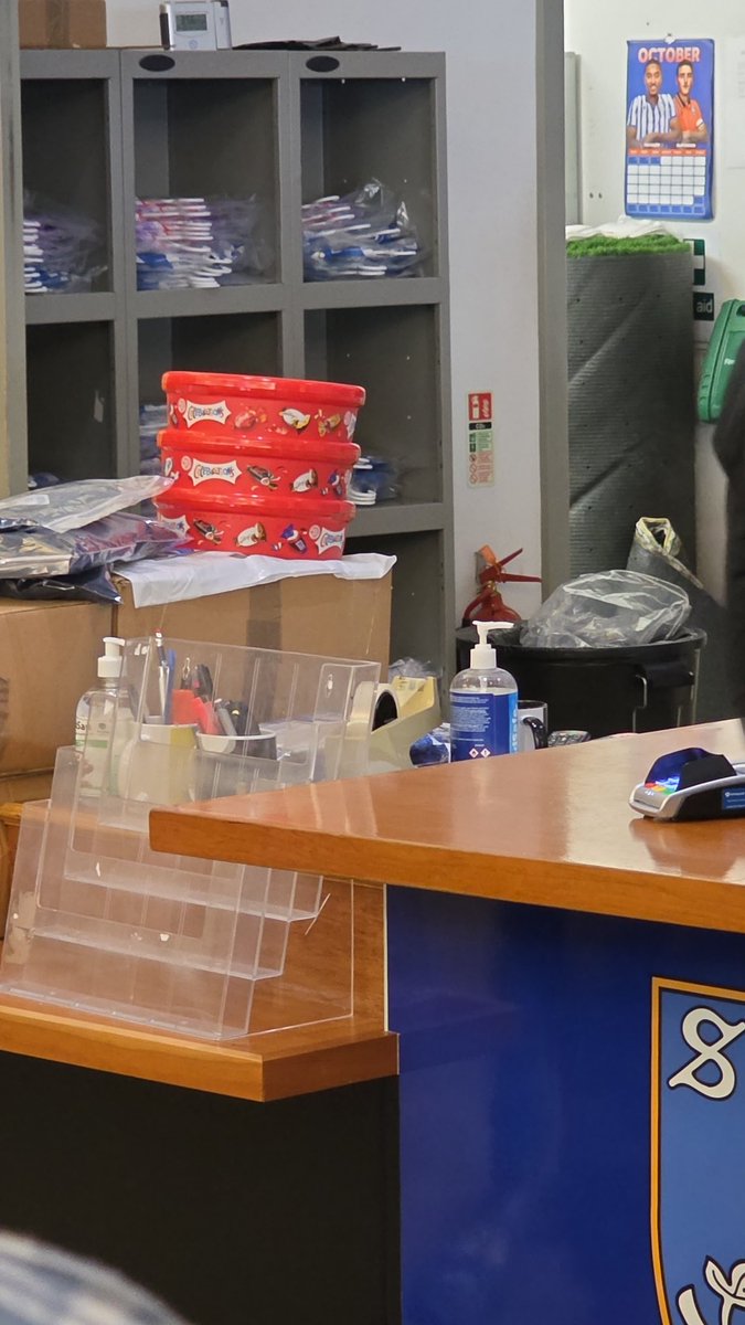Staff in club shop getting celebrations in 😂😂😂😂 #swfc