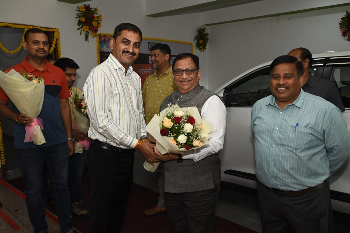 It was a privilege for our IFFCO Kalol Unit team to host the Honorable Managing Director <a href="/KiritkrJPatel/">Kiritkumar J Patel</a> and the respected MD Madam, joined by our Director Technical, Shri A K Sharma ji. <a href="/IFFCO_PR/">IFFCO</a>