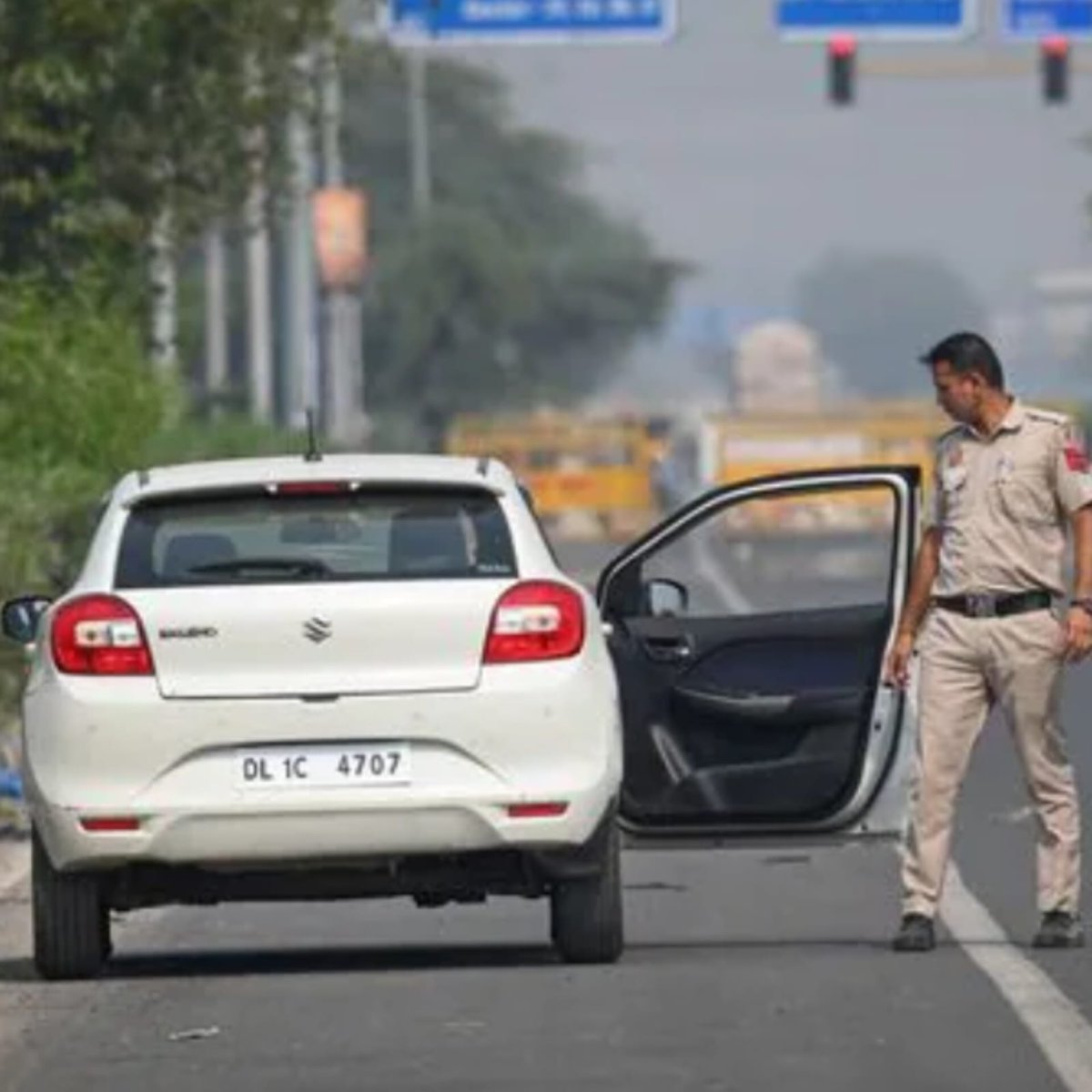 shorts_91's tweet image. Delhi Police foils major ISIS terror plot, arrests two suspects planning Diwali attacks. Nation saved from tragedy. 

Read more on shorts91.com/content-detail…

#DelhiPolice #ISIS #TerrorPlot #India