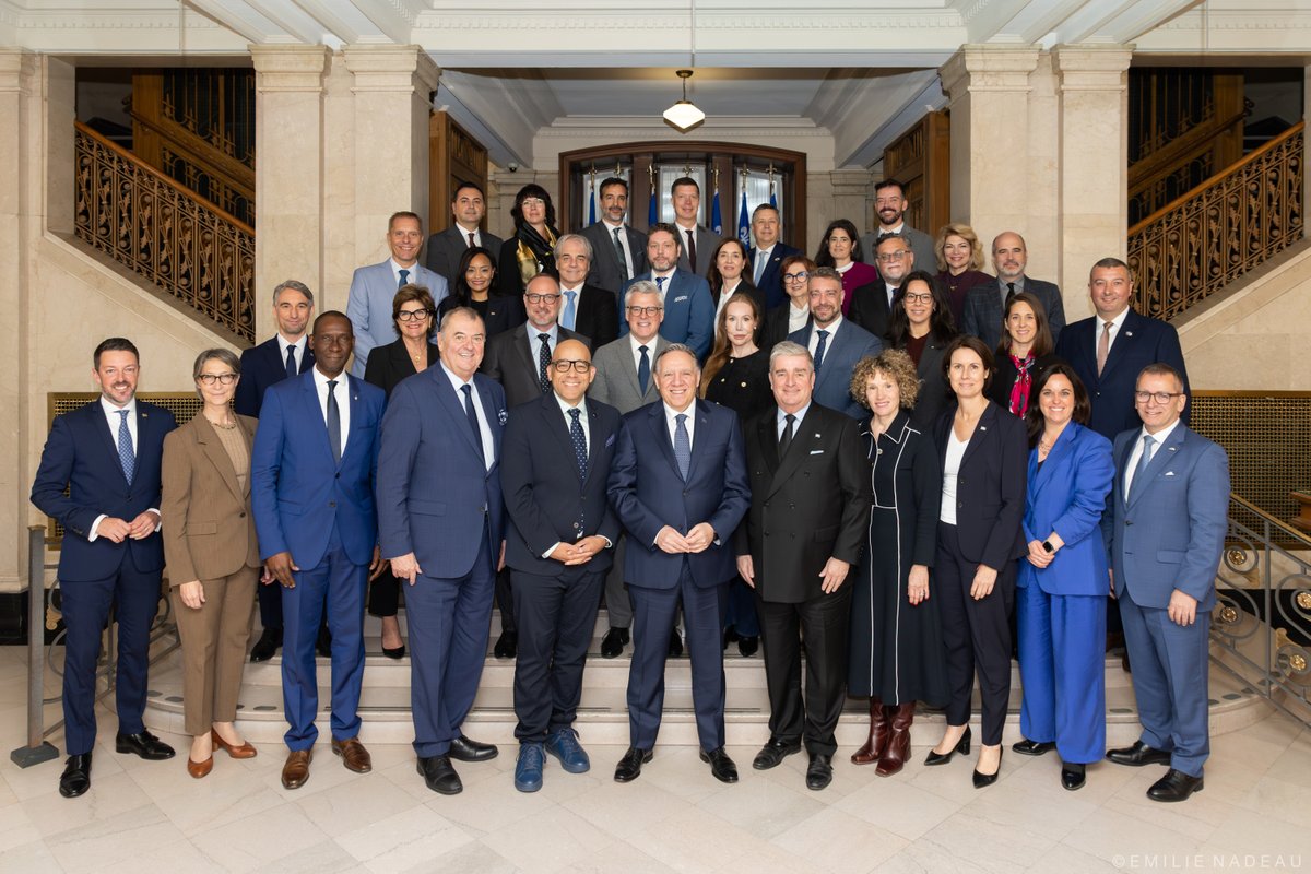 QuebecOttawa's tweet photo. Une semaine de réflexion et d’alignement à Québec avec @francoislegault, @Cskeete et nos collègues du réseau.

Le BQO continue de créer des ponts entre le Québec et le Canada pour soutenir nos ambitions économiques!

#RelationsCanadiennes #DiplomatieÉconomique #ÉquipeQuébec https://t.co/4oZg0STMaZ