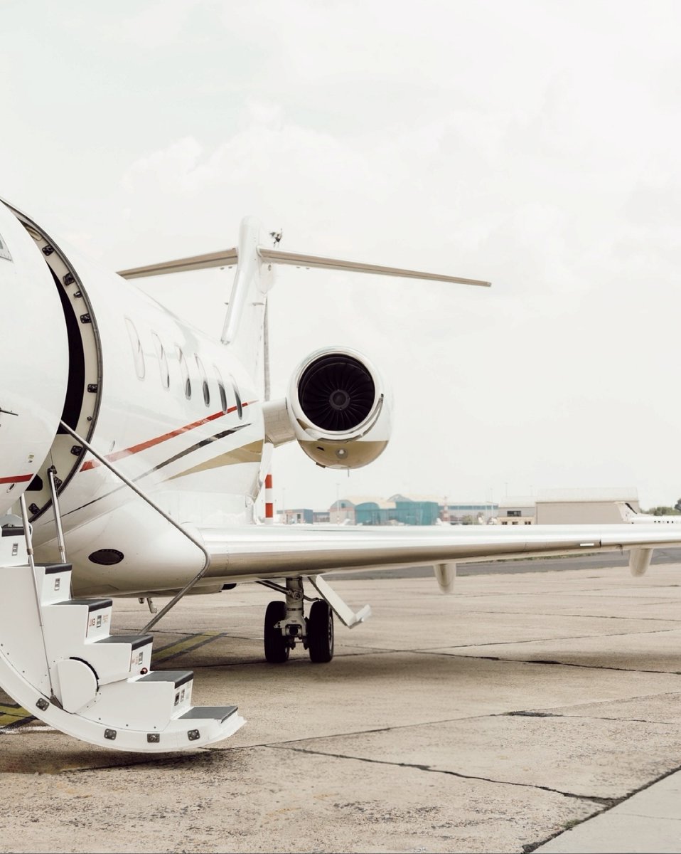 GM  ☀️

Say it back for a follow 🤝