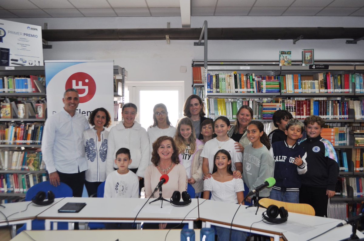 Entrevistamos a Francina Armengol, Presidenta del Congreso de Diputados/as🎙️ Una representación del alumnado de 6.º ha tenido la gran suerte de conocer y entrevistar a la presidenta del Congreso de los Diputados, Francina Armengol. Gracias por su tiempo y cercanía
