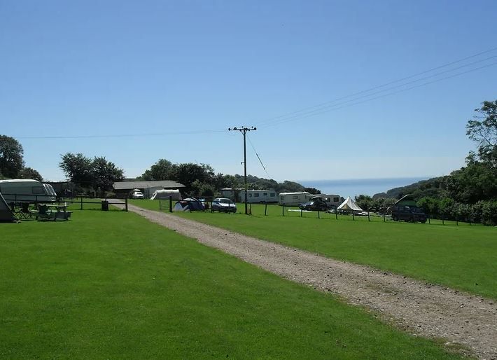 WeAcceptPets's tweet image. ✨ Escape to Coombe View Farm ✨

Located near the charming coastal village of Branscombe, close to Seaton in tranquil Devon, Coombe View Farm offers the perfect countryside retreat. 🌿

Accepts 🐶🐈🐴
weacceptpets.co.uk/Devon/8493

#DevonCamping #Branscombe #Seaton #CountrysideEscape