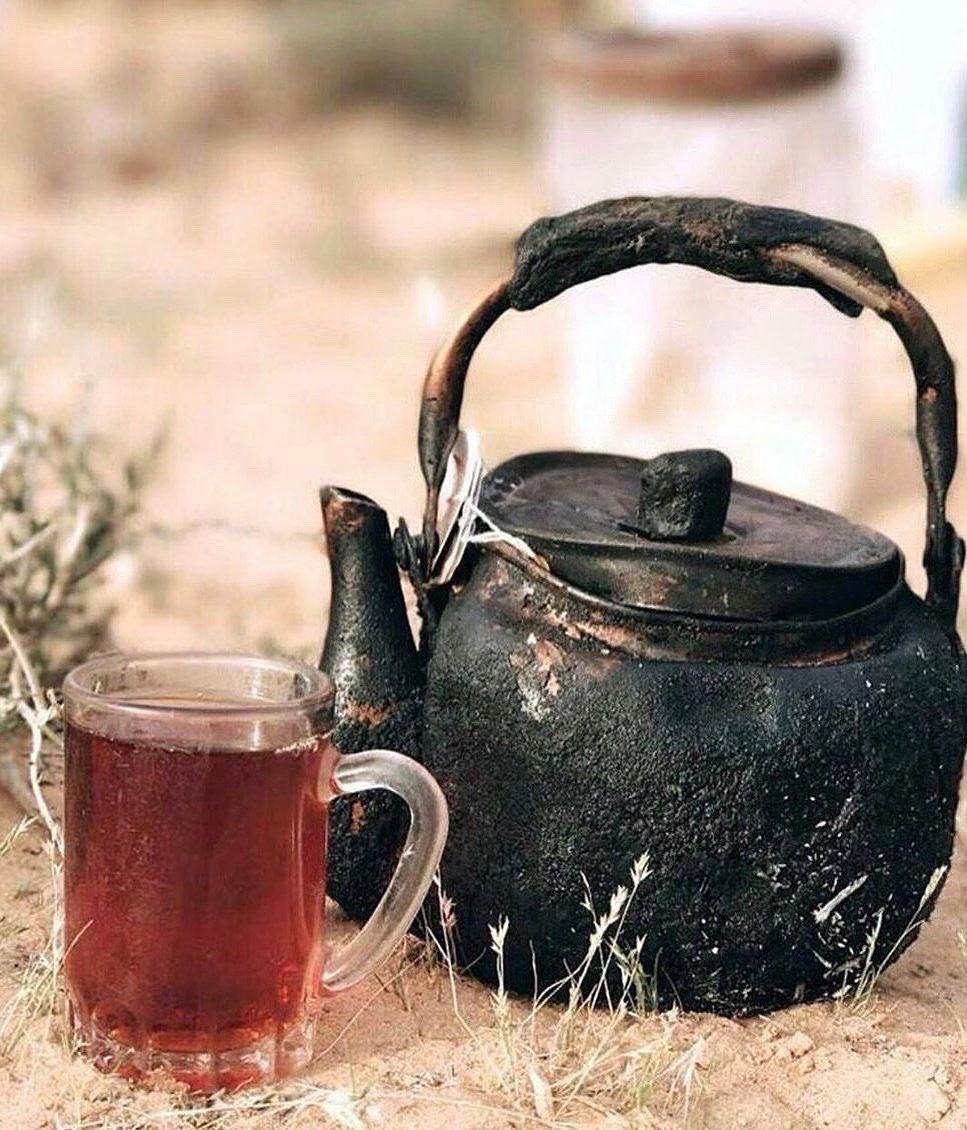 AJELNEWS24's tweet image. &quot;دراسة أمريكية&quot; تؤكد :

تناول الشاي الأسود يوميًا يخفض ضغط الدم والكوليسترول ، ويقلل خطر الأمراض المزمنة بنسبة 19%.

-