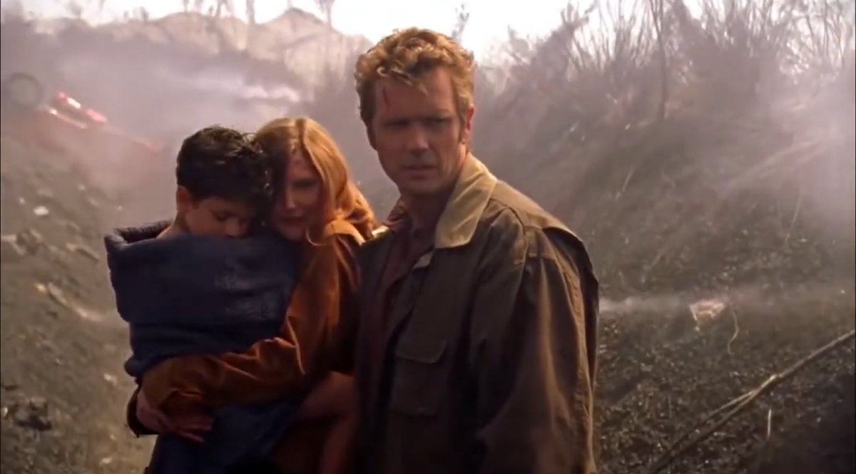 cloisIuv's tweet photo. there is something so special about clark being found in that cornfield both times by the people who he ended up loving the most in his whole life https://t.co/8iCzC34lcK
