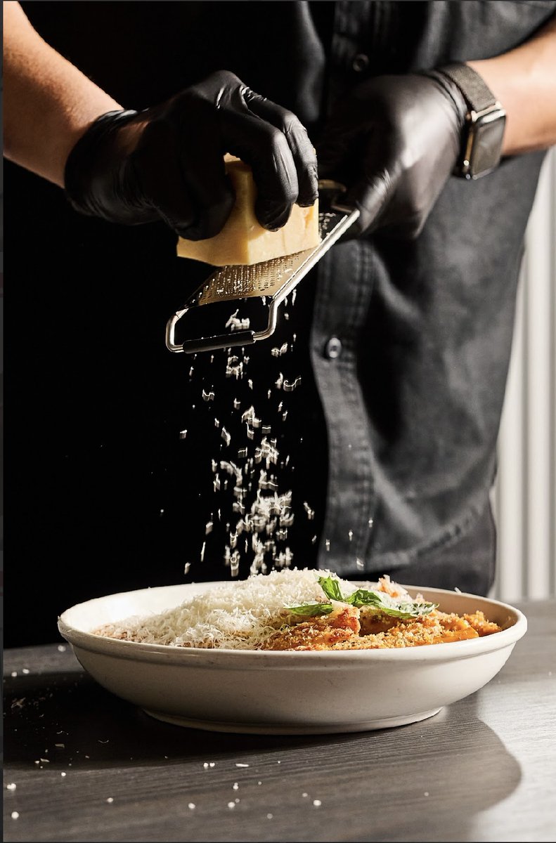 Summit Grill tweet media