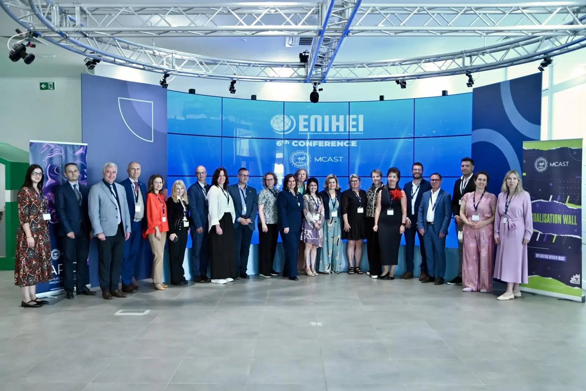 Universidad Granada tweet media