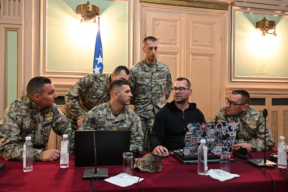natobih's tweet image. NATO HQ Sarajevo supported a training on intelligence data flow for the Armed Forces of Bosnia and Herzegovina under @NATO’s Defence Capacity Building (#DCB) initiative, enhancing defence and security capabilities.
Read more: loom.ly/8ZQdGrM