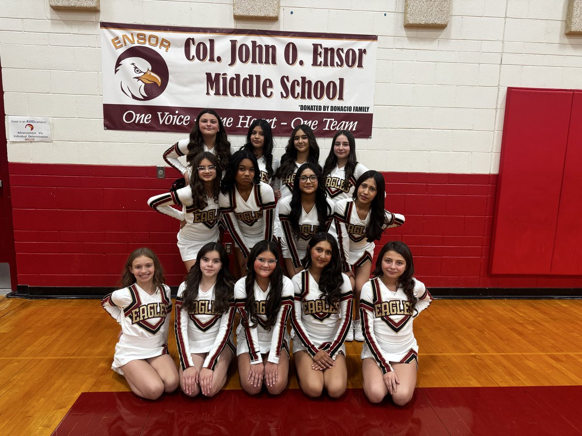 Ensor Middle School Cheer🎀 tweet media