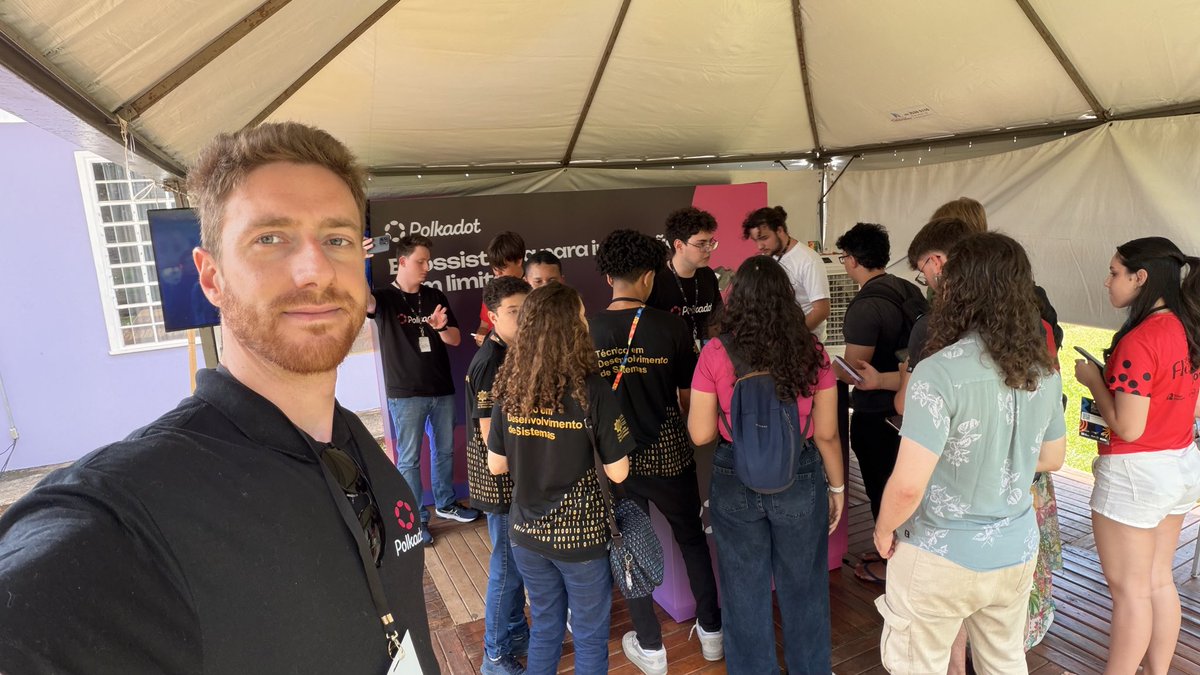 gabekoin's tweet image. 🔥The third day of Iguassú Inova 2025 reaffirms what we already knew: collaborative innovation is the engine that drives the future.

The @Polkadot stand, a lively space for exchanges, ideas and discoveries, remains packed.

It&apos;s inspiring to see how different industries are…