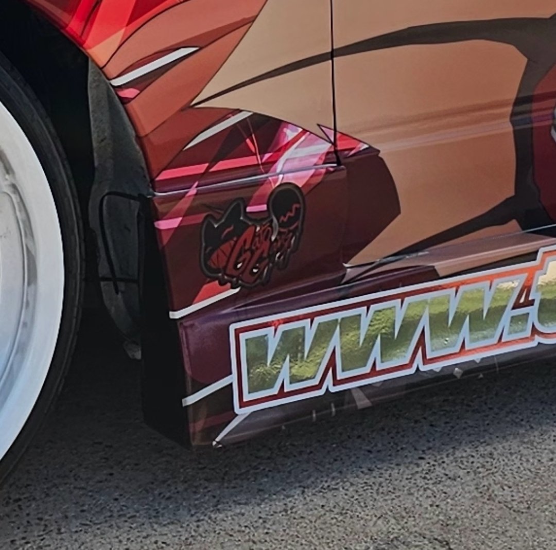 GATO GANG! 
YAY BELL! 💛