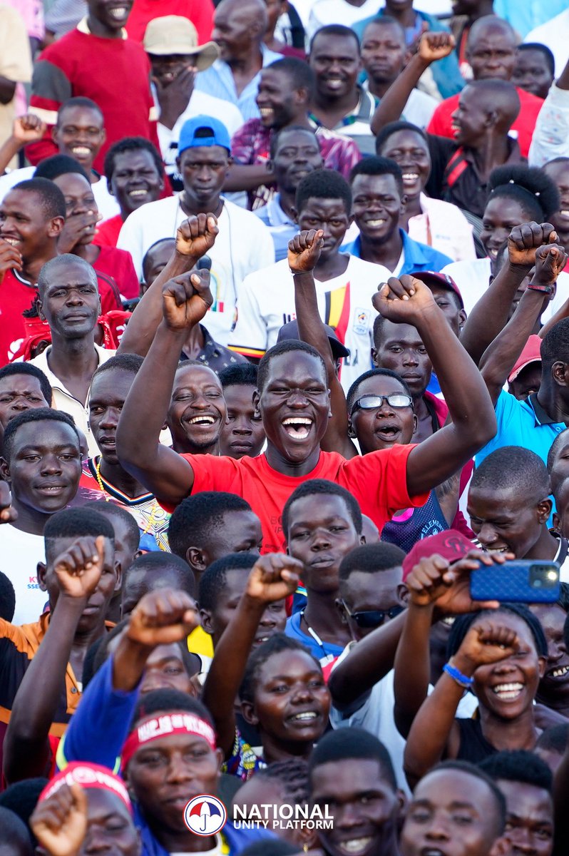 HEBobiwine's tweet image. This is how we have been received by Lango sub region in Apac district at our second and final rally today. We have rallied them to appreciate our protest vote which seeks to revive the Uganda that will work for all. APWOYO APAC! This is massive and deeply appreciated.…