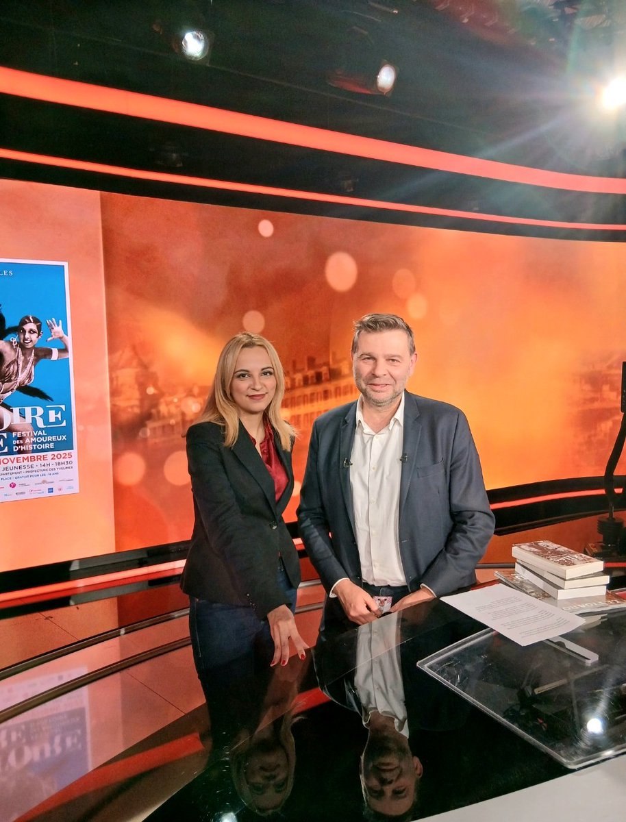 DTengour's tweet image. Merci pour l&apos;invitation 📺 Jean-Christophe Buisson, directeur adjoint @Le_Figaro Magazine dans &quot;Historiquement Show&quot; sur @histoiretv pour ma bio &quot;Catherine d&apos;Aragon et Jeanne la Folle&quot; @EditionsPerrin. Bientôt 🎬

#douniatengour #histoire #biographie #journaliste #EditionsPerrin