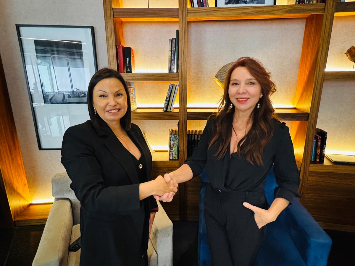 🚀 Nuevo convenio de colaboración entre #IGE y <a href="/ASECAM1/">ASECAM</a>. Una organización con profundo arraigo en la comarca valenciana, dedicada a representar, promover y defender los intereses de los empresarios/as del Camp de Morvedre. 

<a href="/CristinaPlumed/">Cristina Plumed P</a> #CorporateGovernance