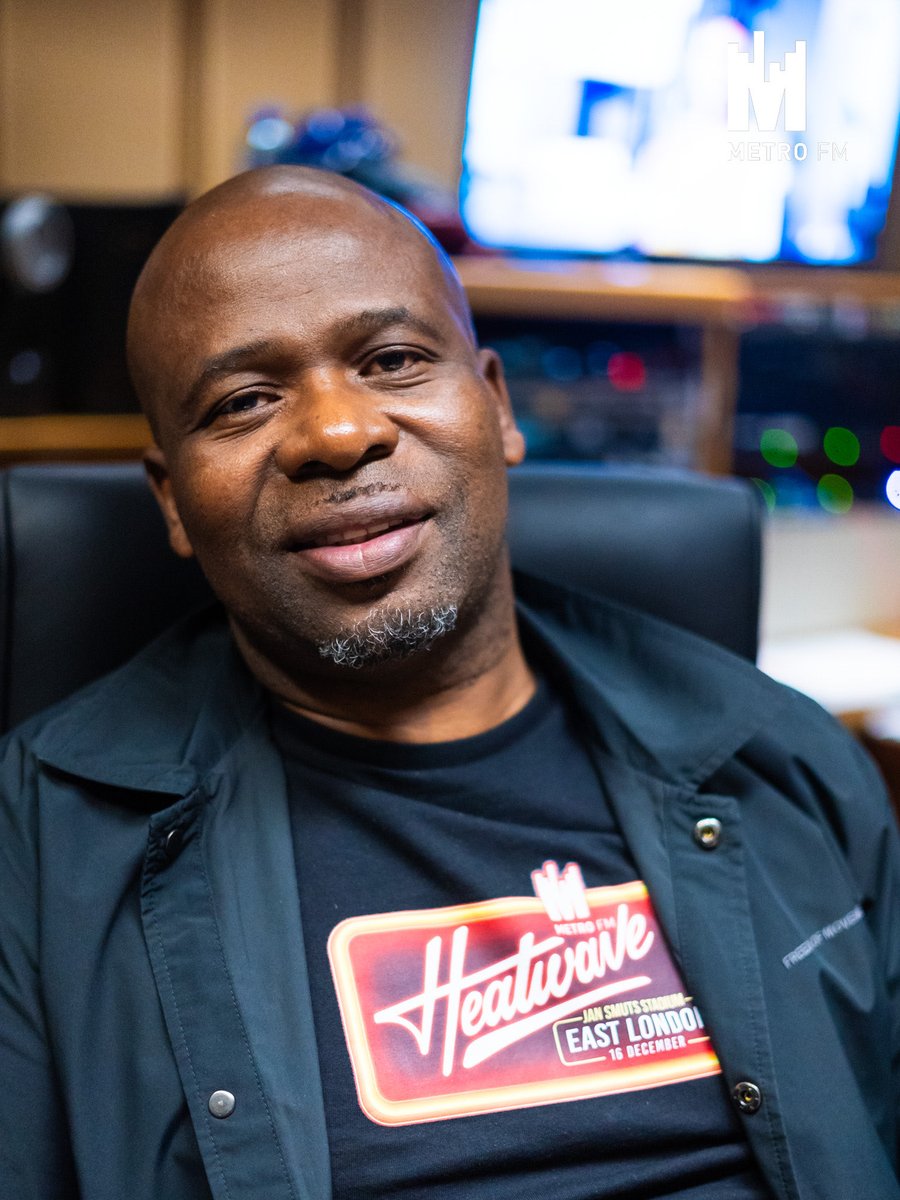 METROFMSA's tweet image. East London, METRO FM Heatwave hits Jan Smuts Stadium on Tue 16 Dec and to tell us more about it, we are joined by Mr Luthando Bara.

Get tickets now at Computicket. Early Bird R200, General R250, VIP R800. Cooler option R150. 

#METROFMHeatwave #EastLondon.