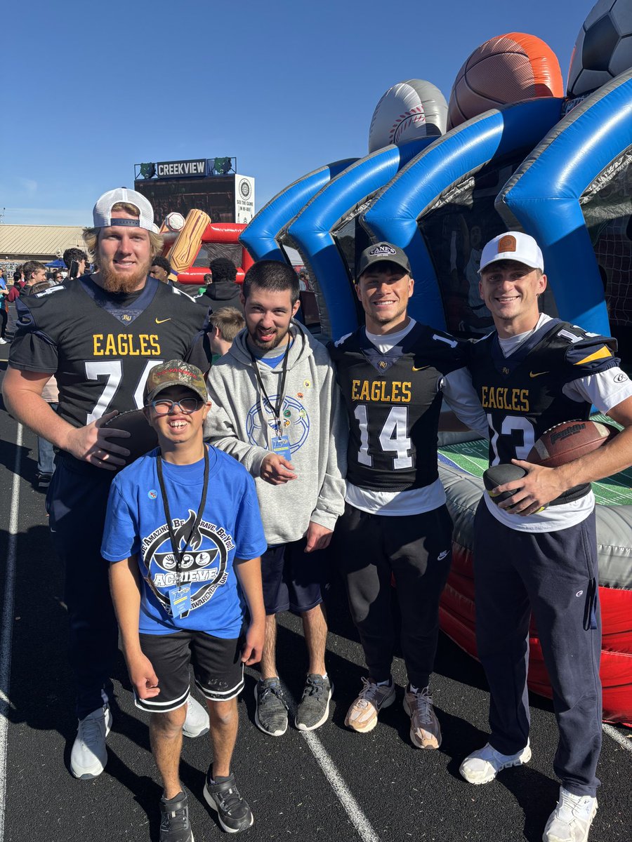 Reinhardt Football tweet media