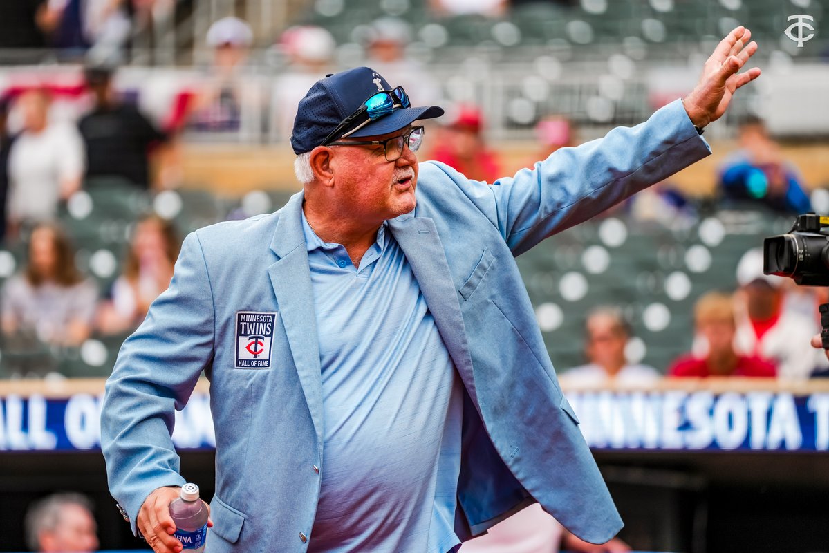 Happy birthday to Twins HOFer, Ron Gardenhire! 🥳

Have a great day, Gardy!