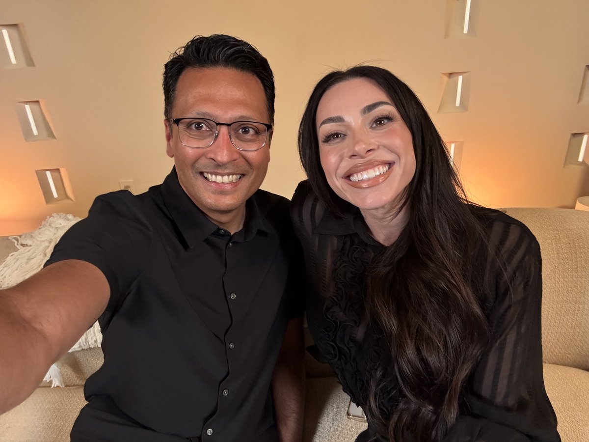 sharran's tweet image. We have 21 open roles at Acquisition.com right now.
We’ve received thousands of applications.
In the last 3 weeks weeks, I’ve personally interviewed 17 candidates.
After doing this for years, you start to notice some crazy patterns.
You can almost tell, within the…